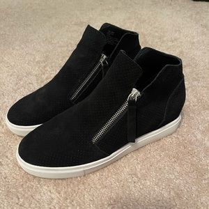 Steve Madden Black sneaker booties size 9.5
